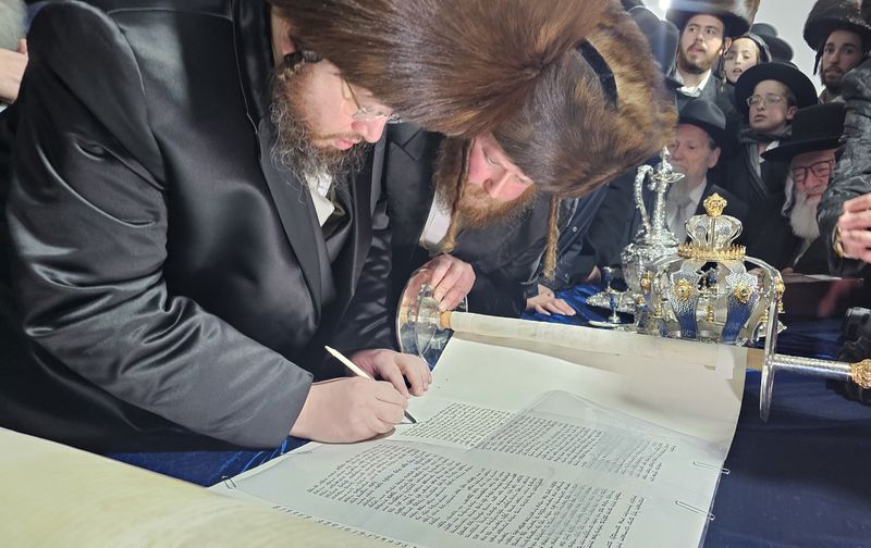 באדיבות המצלם