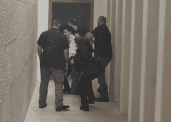 לפי סעיף 27 א צילום מסך